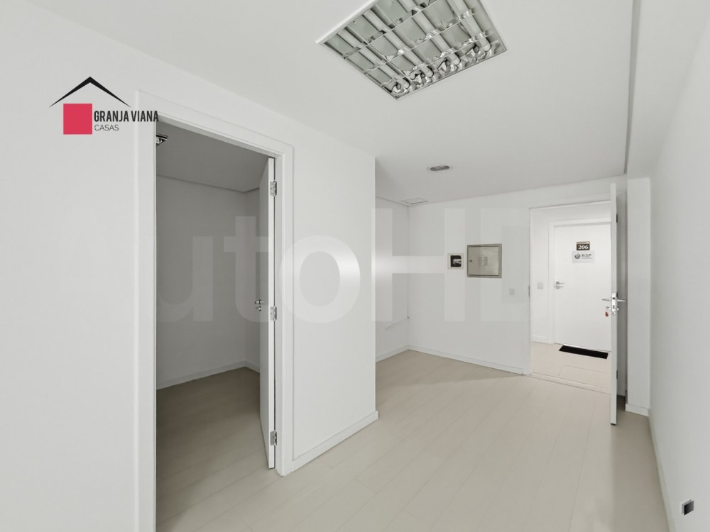 Sala, 37 m² - venda por R$ 360.000,00 ou aluguel por R$ 4.080,00/mês - Granja Viana - Cotia/SP foto 1