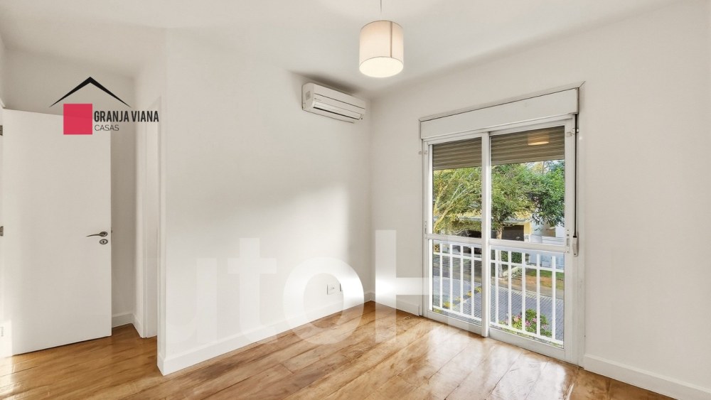 Casa de alto padrão à venda no condomínio Raízes Granja Vianna, Granja Viana, 4 suítes, 4 vagas e 294m² de área. Raízes Granja Vianna - Granja Viana - Cotia/SP foto 49
