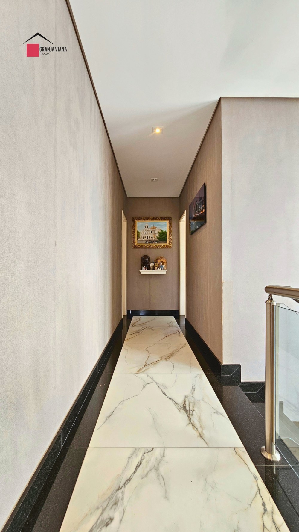 Casa de alto padrão à venda porteira fechada no condomínio Quinta da Vila Real, Granja Viana, 3 suítes, 4 vagas e 300m² de área. foto 70