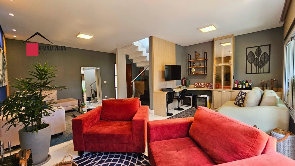 Casa de alto padrão à venda porteira fechada no condomínio Quinta da Vila Real, Granja Viana, 3 suítes, 4 vagas e 300m² de área. foto 10