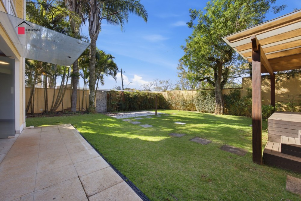 Casa a venda em condomínio fechado com 280M2 na melhor localização na Granja Viana próximo ao shopping foto 3