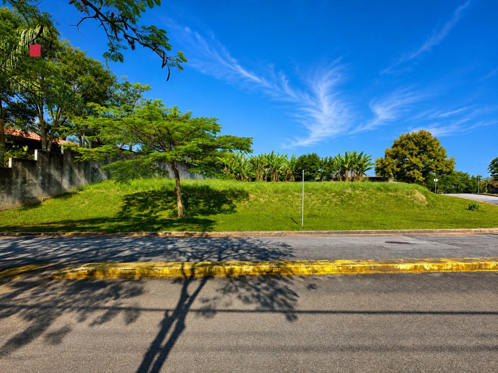 Terreno à venda no Condomínio Palos Verdes, Granja Viana. Lote de esquina com 1.121 m², plano, limpo, vista privilegiada e pronto para construir. foto 10
