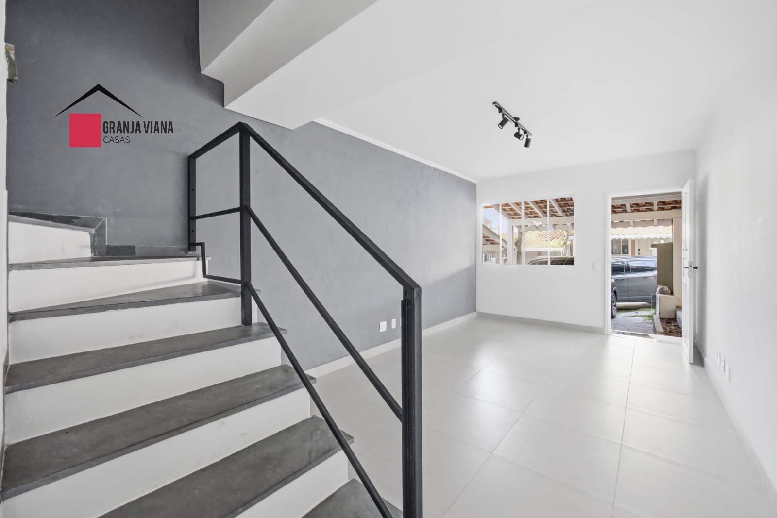 Casa com 2 dormitórios à venda, 60 m² por R$ 565.000,00 - Granja Viana - Cotia/SP
