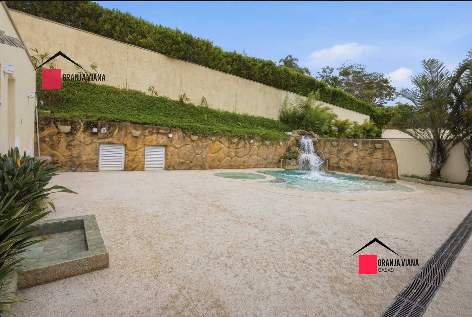 Casa com 3 dormitórios, sendo 3 suíte para venda - Granja Viana - Cotia - SP - Por R$ 3.250.000,00