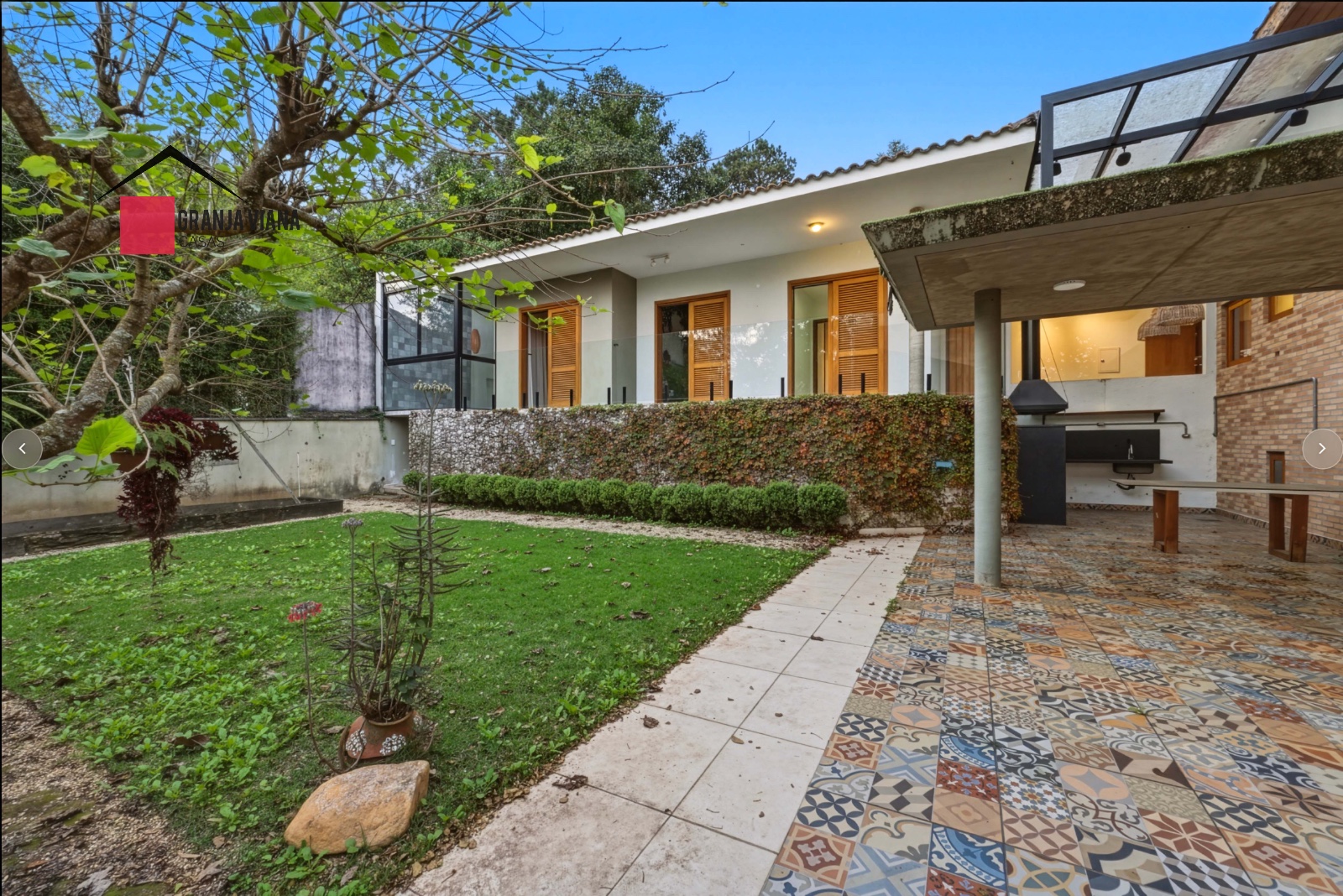 Casa com 3 dormitórios, sendo 1 suíte para venda - Granja Viana - Cotia - SP