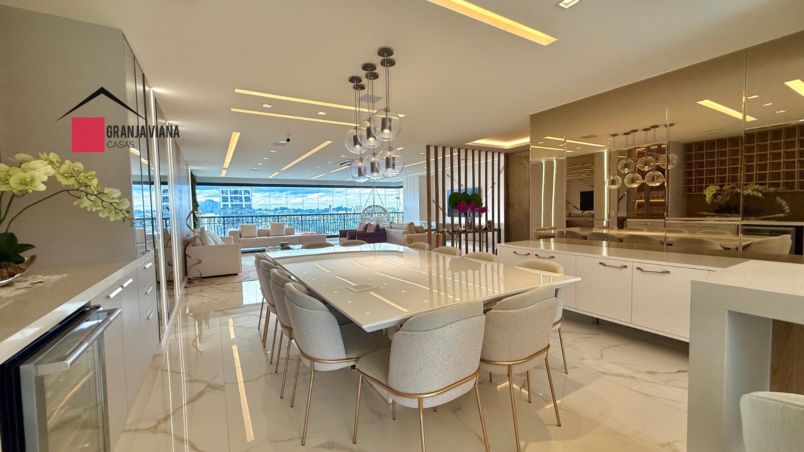 Apartamento de luxo de 313 m²  mobiliado e decorado  com 3 suítes em Alphaville - SP